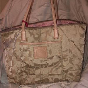 Tan coach tote bag